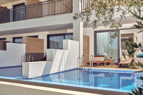 Hotel Cavo Orient Beach