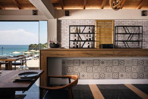Hotel Cavo Orient Beach