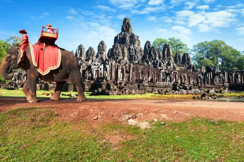 Chrám Angkor Thom so slonom