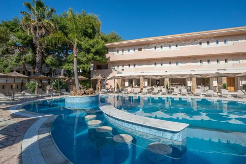 Hotel Vasilikos Beach