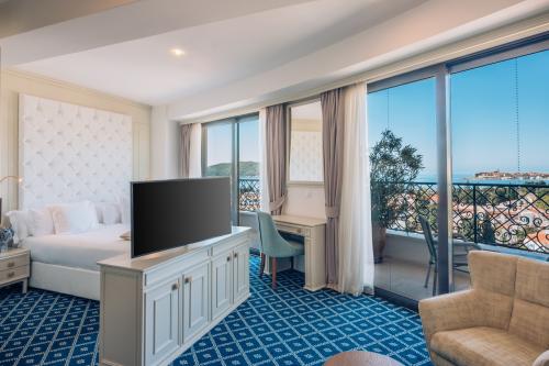 Iberostar Waves Slavija