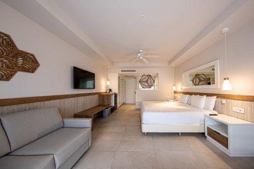 Bahia Principe Grand Tulum