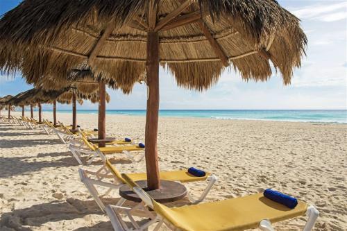 Hotel Iberostar Cancun - Piesočnatá  pláž  