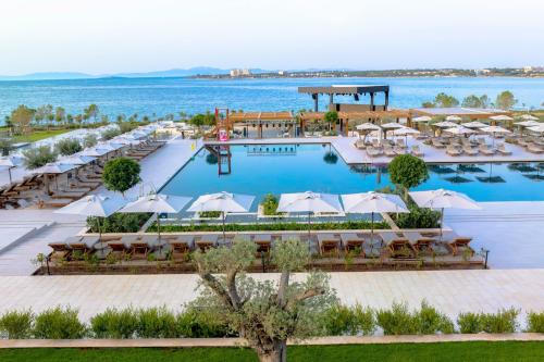 Anda Barut Collection