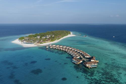 Hotel Avani Fares Maldives Resort
