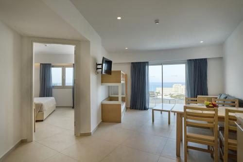 Hotel Sunrise Oasis Hotel & Waterpark