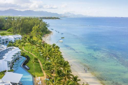 Victoria for 2 Beachcomber Resort & Spa