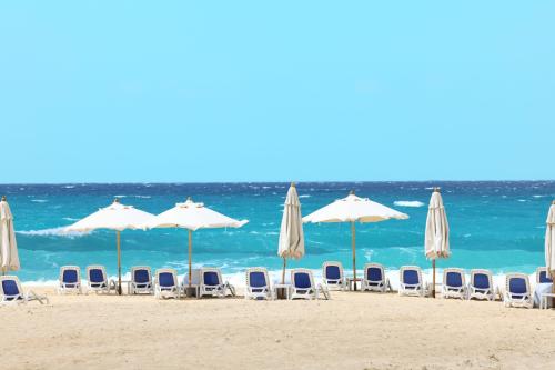 Hotel Azur White Resort