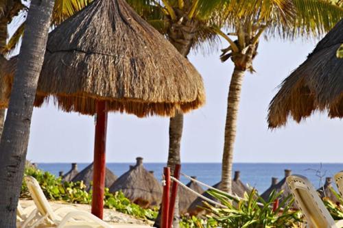 Hotel Bahia Principe Luxury Akumal - pláž