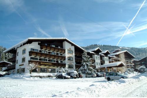 Zasnežený hotel - Lifthotel