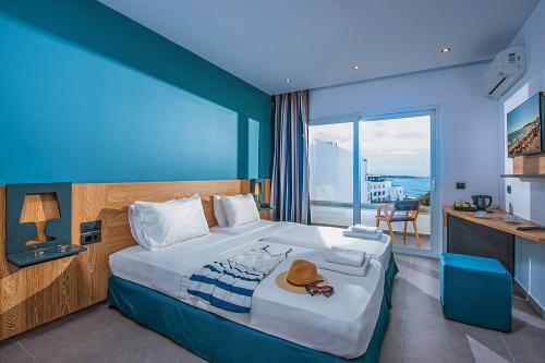 Hotel Infinity Blue
