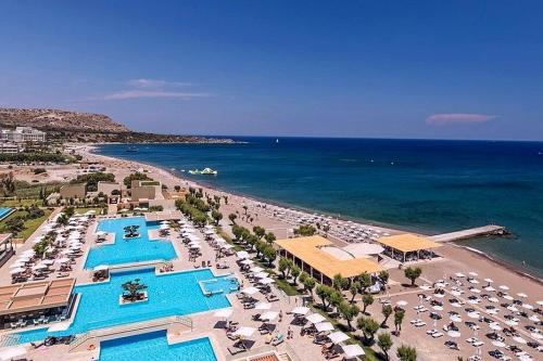 Bazénový komplex v hoteli Amada Colossos resort