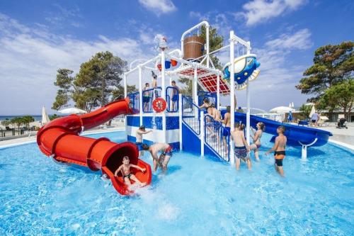 Vodný svet pri apartmánoch a štúdiách Zaton Holiday Resort 3