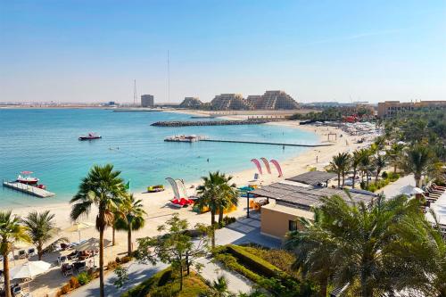 Areál v Doubletree by Hilton Resort & Spa Marjan Island