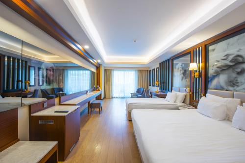 Izba Adalya Elite Lara