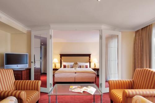 Hotel Schloss Lebenberg  sup.