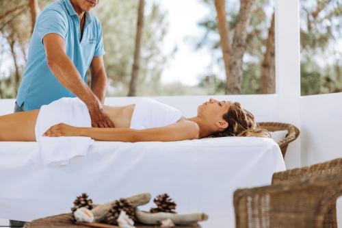 Club Hotel Baia dei Pini