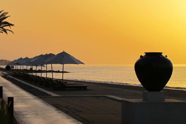 Západ slnka v The Chedi Muscat