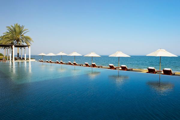 Bazén v The Chedi Muscat