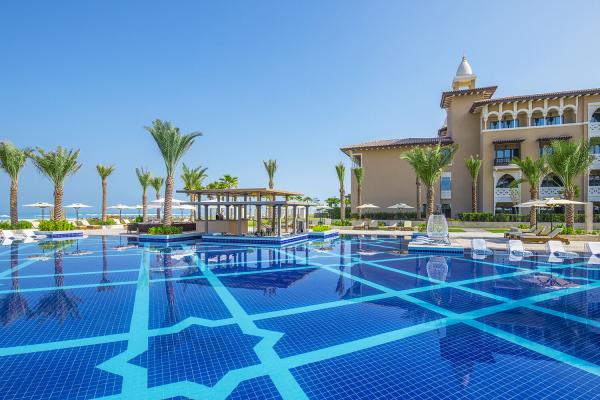 Bazén v Rixos Premium Saadiyat Island Abu Dhabi