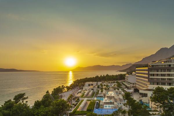 Aminess Khalani Beach Hotel
