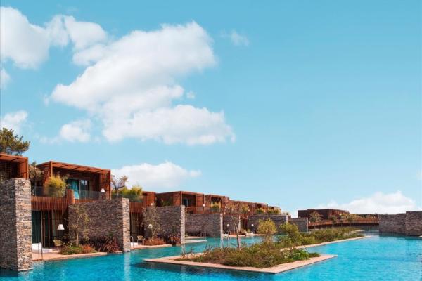 Veľký bazén v hoteli Maxx Royal Kemer