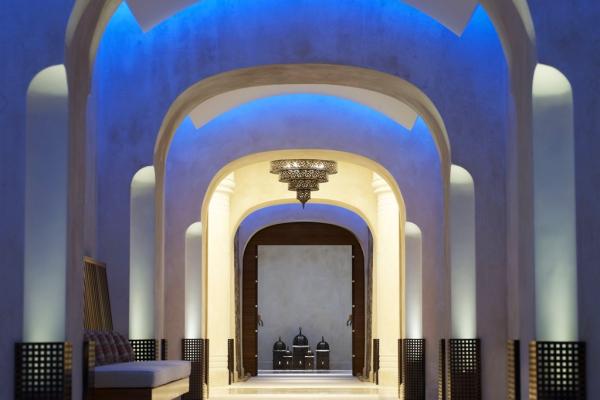 Hotel The Romanos, a Luxury Collection Resort - 