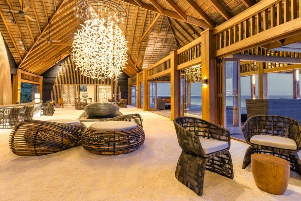 Hurawalhi Resort Maldives