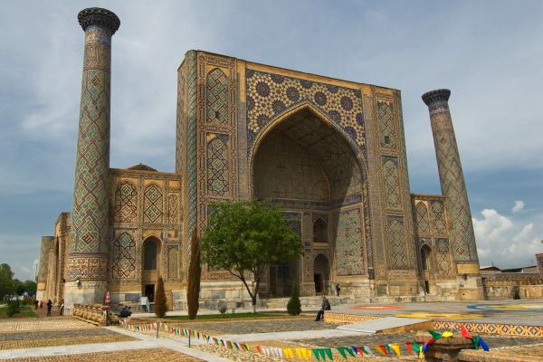 Minaret Registan, Samarkand, Uzbekistan