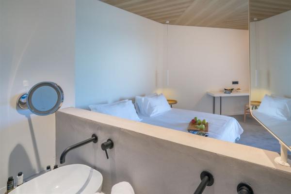 Izba s kúpeľňou v hoteli TUI Sensimar Caravel Suites