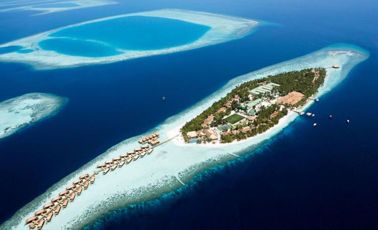Vilamendhoo Island Resort & Spa