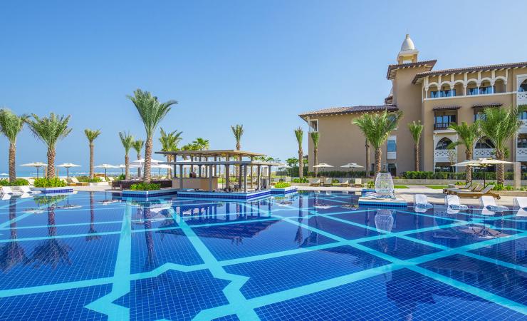 Bazén v Rixos Premium Saadiyat Island Abu Dhabi