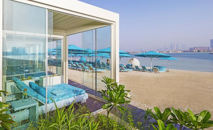 Pláž pri hoteli The Retreat Palm Dubai MGallery by Sofitel