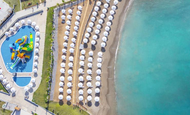 Pláž v Mylome Luxury Hotel & Resort
