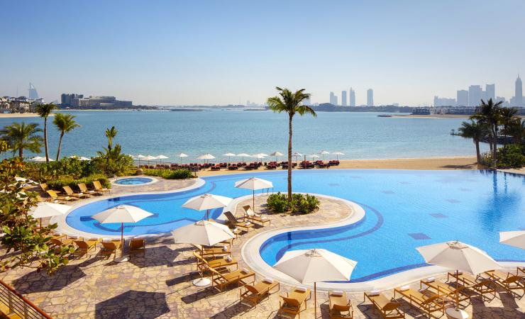 Bazén v hoteli Andaz Dubai The Palm