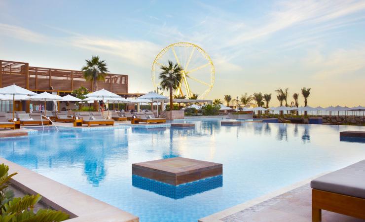 Bazén v hoteli Rixos Premium Dubai