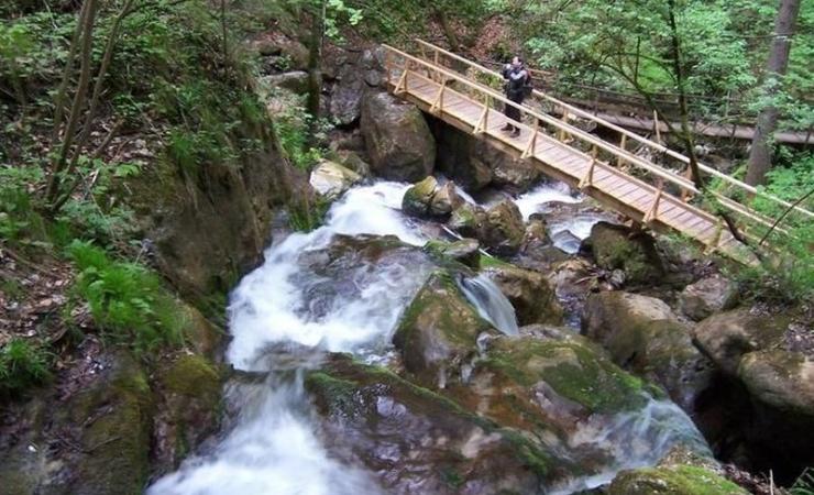 Prírodný park Myrafälle, poznávací zájazd