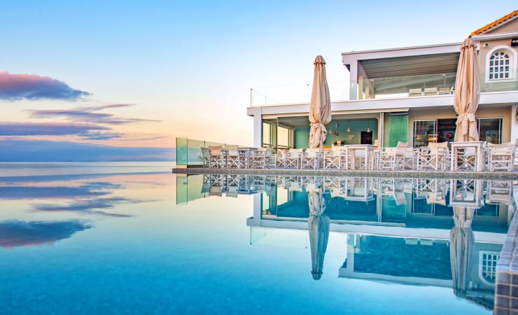 Hotel Alexandra Beach