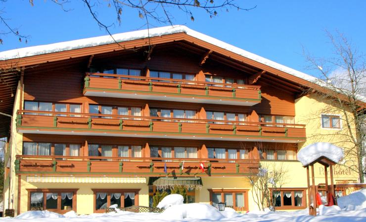 Zimný pohľad na hotel Parkhotel Kirchberg