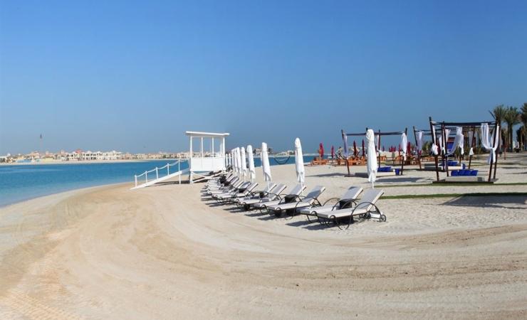 Pláž pred hotelom Rixos The Palm Dubai