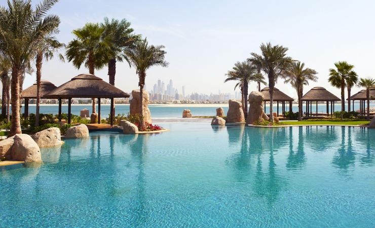 Bazén v Sofitel Dubai The Palm Resort & Spa