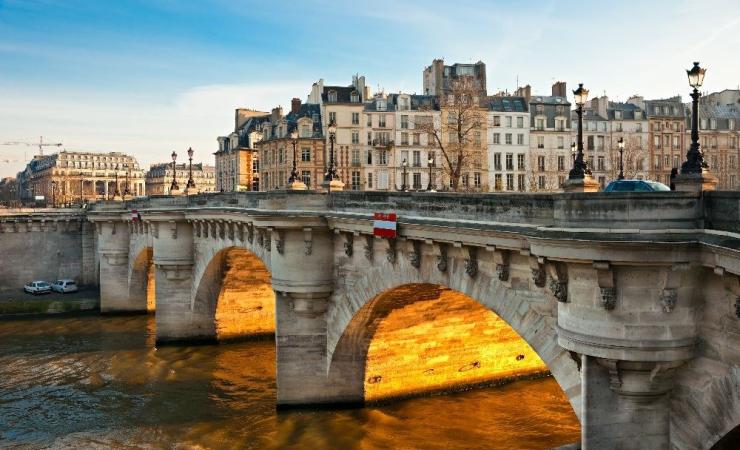 Pont neuf, Ile de la Cite, Paris