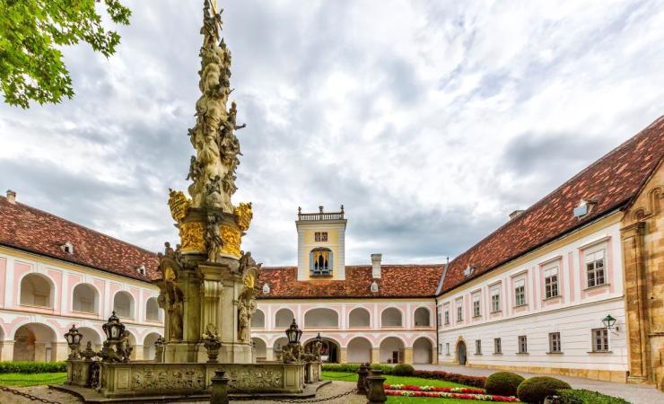 Heiligenkreuz, poznávacie zájazdy, Rakúsko