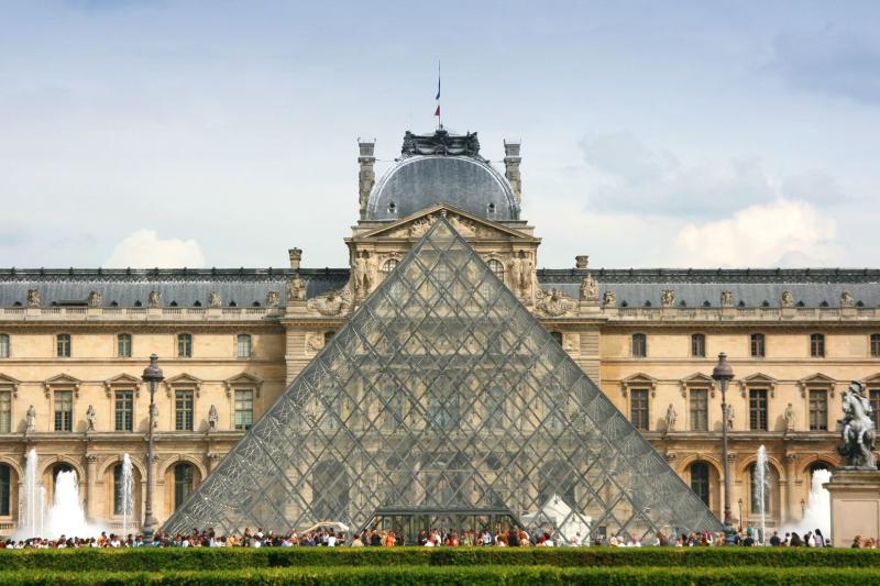 Louvre, Francúzsko