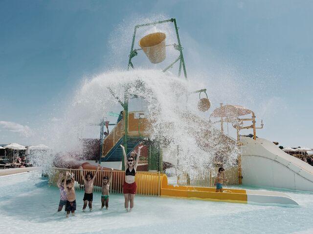 wave resort