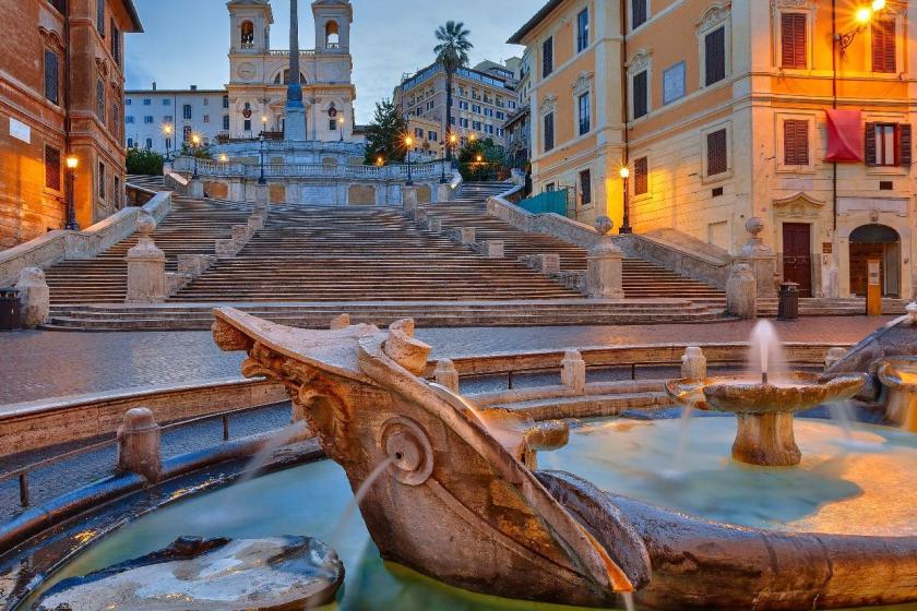 Španielske námestie, Taliansko