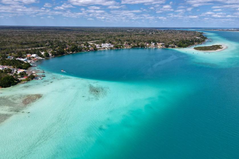 Lagúna Bacalar. Mexiko