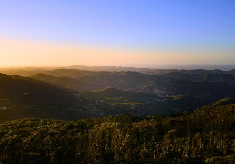 Panoramatický pohľad na pohorie Monchique. Portugalsko. Foto: unspalsh.com